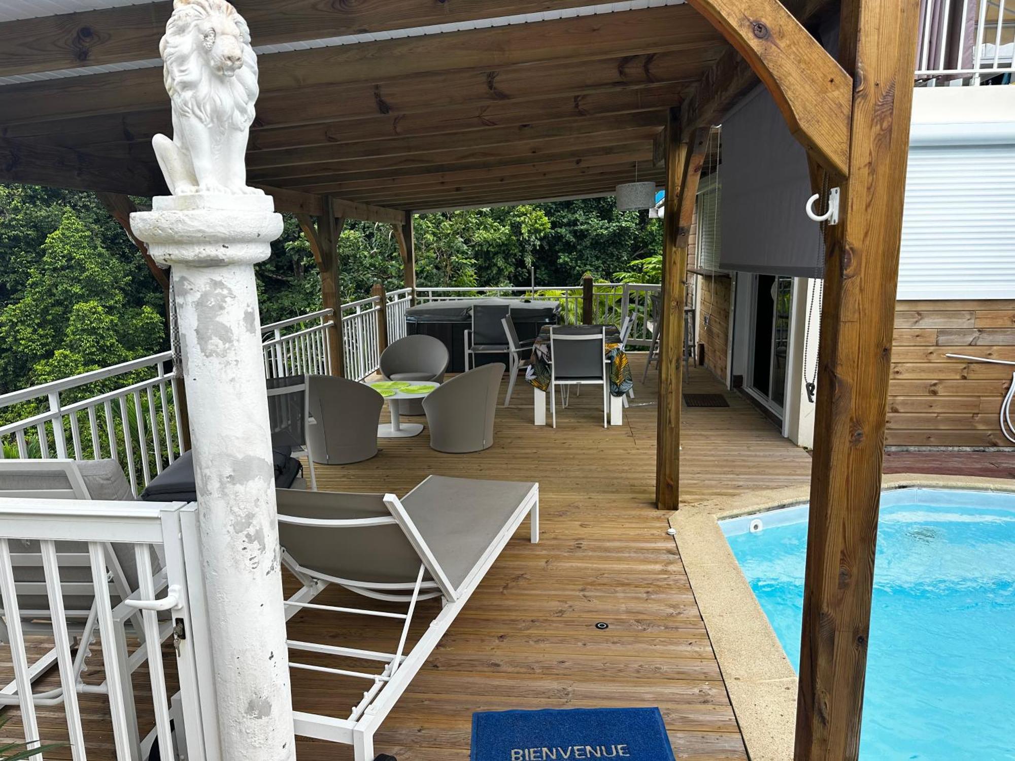 Apartamento Chez Francis Petit-Bourg Exterior foto