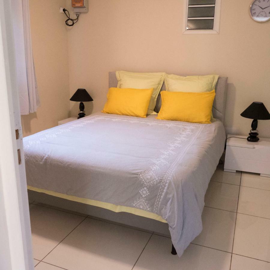 Apartamento Chez Francis Petit-Bourg Exterior foto